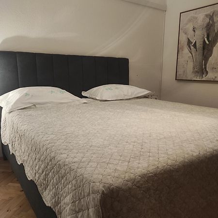 Вилла Apartman Duce Milka Экстерьер фото