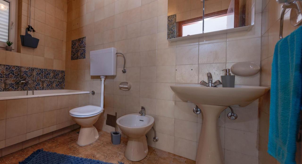 Вилла Apartman Duce Milka Экстерьер фото