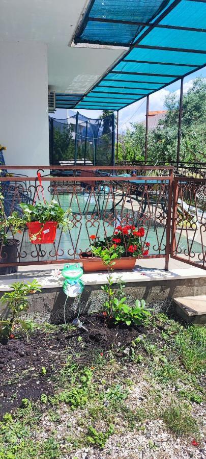 Вилла Apartman Duce Milka Экстерьер фото